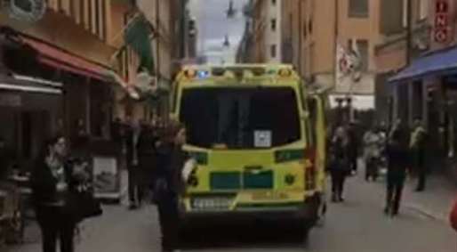 Zece persoane, dintre care patru grav rănite, internate în continuare după atentatul de la Stockholm