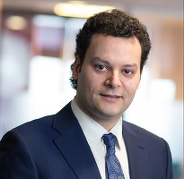 Fady Chreih, CEO Regina Maria: Simțim că exodul medicilor s-a temperat, nu și al asistentelor. Creșterile de salarii se vor duce și în prețuri  