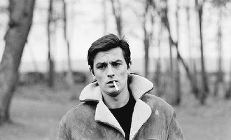 FOTO Alain Delon a aflat la Cluj că românii își comandau în regimul comunist un "alendelon" la croitor