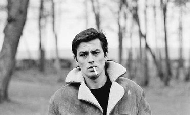 FOTO Alain Delon a aflat la Cluj că românii își comandau în regimul comunist un "alendelon" la croitor