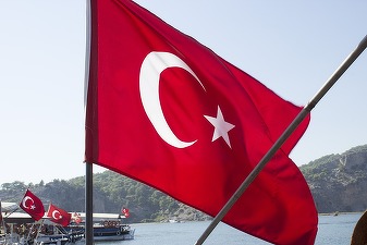 Germania a înăsprit avertizările de călătorie pentru cetățenii săi în Turcia și anunță o “reorientare” generală a politicii germane față de Turcia. Va impune măsuri dure vizând turismul și investițiile