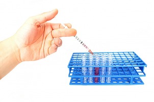 Proiectul Legii vaccinării: Consimțământul pentru imunizarea cu vaccinurile obligatorii se prezumă ca fiind dat. Amenzile pot ajunge până la 10.000 de lei