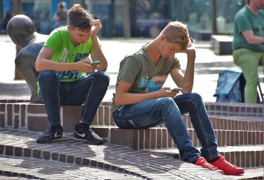 Piața neagră - varianta studențească 1.000 de lei locul în cămin