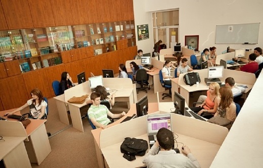 România și internetul: cel mai scazut procentaj de utilizatori constanți din UE, 39% din populație nu a intrat niciodată pe net, peste 70% dintre utilizatori sunt doar pe Facebook și alte rețele de socializare