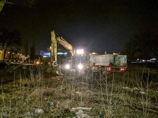 Instanța suspendă construirea unei parcări pe spațiul verde din Parcul Lumea Copiilor din București