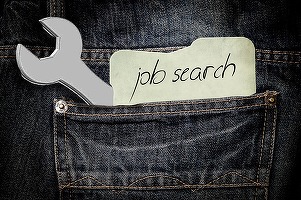 Peste 30.000 de locuri de muncă vacante la nivel național; cele mai multe sunt pentru muncitori necalificați la asamblarea și montarea pieselor
