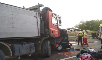 VIDEO Șoferul microbuzului implicat în accidentul din Ungaria, în urma căruia nouă români au murit, transmitea Live pe Facebook în momentul impactului
