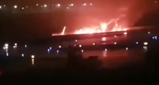 VIDEO Rusia: Un Boeing 737 a ratat aterizarea la Soci, 18 răniți