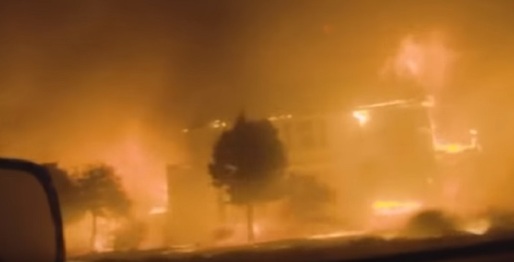 VIDEO&FOTO Incendii violente în California, Malibu, amenințată de flăcări. Persoane decedate în mașini, în timp ce încercau să fugă, mai multe vedete obligate să evacueze zona, Charlie Sheen cere ajutor