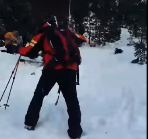 VIDEO Alertă de avalanșă în stațiunile de schi din Bulgaria, două persoane au decedat