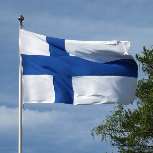 Finlanda va oferi mamelor și taților un concediu de șapte luni pentru fiecare părinte, plătit în mod egal