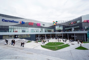 Amenințare cu bombă la Veranda Mall din Capitală. Clădirea a fost evacuată