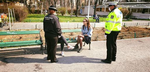 GALERIE FOTO Poliția - „Când #staiacasă rămâne doar la nivelul de hashtag. Păcat! :( ”. Românii, în parcuri