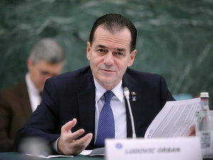 Orban clarifică - Persoanele în vârstă de peste 65 de ani nu vor fi obligate să rămână în casă permanent, ci doar într-un anumit interval orar UPDATE Fără jocuri de fotbal. Când pot ieși pe stradă persoanele în vârstă