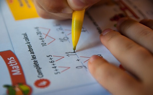 Scenarii pentru redeschiderea școlilor. Se ia în calcul și prelungirea anului școlar
