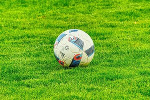 Campionatul de fotbal al Poloniei ar urma să se reia la sfârșitul lunii mai, fără spectatori