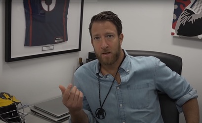 „Mai bine mor de coronavirus decât să o iau de la capăt cu afacerea după o muncă de 20 de ani!” Răbufnirea care marchează în America sfârșitul politicii „Stai acasă!”