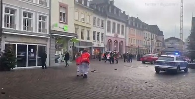 Mai mulți morți și cel puțin 15 răniți după ce o mașină intră într-o zonă pietonală în orașul Trier