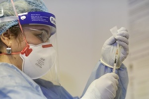 Etapa a ll-a a vaccinării anti-COVID începe astăzi. Vor fi vaccinați cei de peste 65 de ani, cei cu boli cronice și lucrătorii din domeniile considerate esențiale