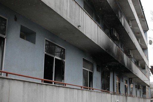 ULTIMA ORĂ FOTO Incendiu la Institutul Matei Balș din București. Cinci persoane au decedat. Iohannis a venit la fața locului: O zi tristă, îmi pare foarte rău...avem probleme structurale VIDEO
