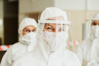 INSP, avertisment pentru România - Putem ajunge luna viitoare la 8.900 infectări zilnic