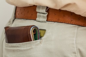 O bandă de hoți de buzunare care acționa în Mallorca deține 100 de proprietăți în România