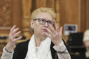 Avocatul Poporului, despre posibilitatea ca un angajator să le ceară salariaților să se vaccineze: A impune astfel de condiții este, categoric, nu că excesiv, este dincolo de lege