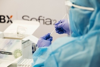 3.302 cazuri de infectare cu noul coronavirus, în ultimele 24 de ore. 129 de decese. Peste 1.500 de pacienți internați la ATI