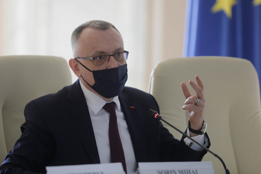 Încă 450.000 de elevi se întorc la școală