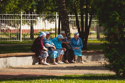 Noua lege a pensiilor- o primă creștere a vârstei de pensionare la femei
