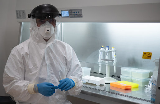 MedLife - Valul 4 al pandemiei este mai aproape de România decât se estima