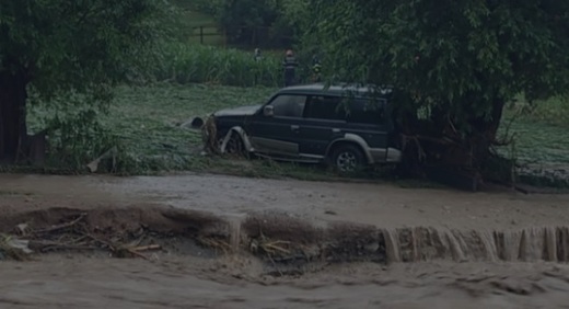 VIDEO Ciclonul care a devastat Germania și Belgia a ajuns și în România