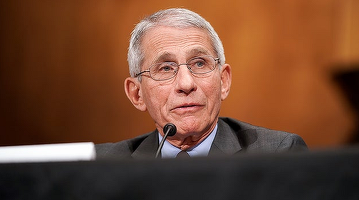 Fauci: Americanii cu imunitate compromisă ar putea avea nevoie de o a treia doză de vaccin pentru Covid-19
