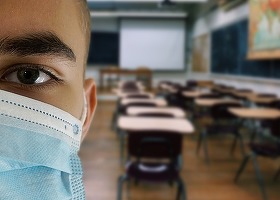 VIDEO Ministrul Educației: Până la 6 la mie rată de infectare, creșele, gradinițele și școlile funcționează cu prezență fizică. După acest prag, rămân deschise doar creșele și grădinițele, elevii trec în online, cu excepția învățământului special