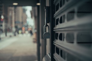 București - Haos în reglementări. ANUNȚ de închidere a magazinelor mai devreme. Interdicții care însă...pot fi schimbate în următoarele ore