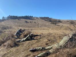 Klaus Iohannis: Este posibil, dar nu există o decizie, să se crească numărul de militari activi