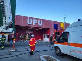 FOTO Incendiu la acoperișul clădirii UPU a Spitalului "Bagdasar-Arseni"
