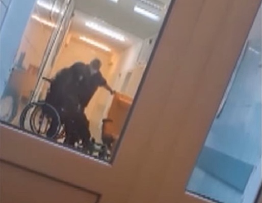 VIDEO Șeful CJ Hunedoara, venit incognito ca pacient în spital pentru a verifica comportamentul cadrelor medicale. Amenință acum cu măsuri