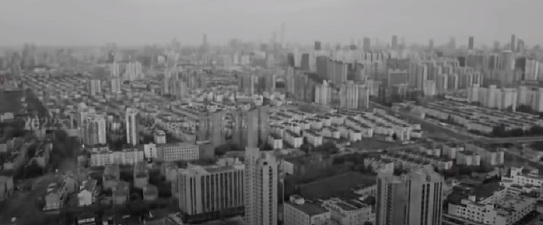 VIDEO Shanghai, situația se agravează. Autoritățile ridică garduri în jurul unor blocuri