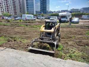 FOTO Primăria Sectorului 6 a început lucrările de amenajare a Parcului Liniei