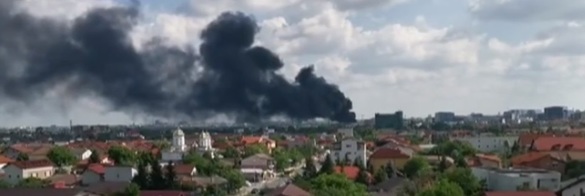 FOTO Incendiu puternic în Pipera