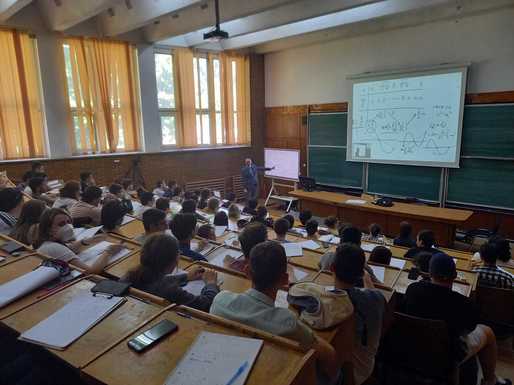 Ministrul Educației: Există o neîncredere nedreaptă în universitățile românești