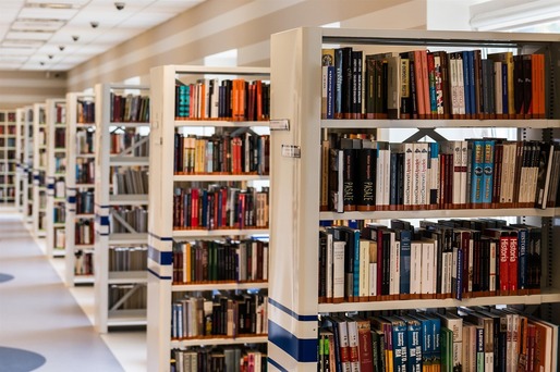 Jumătate din bibliotecile din România - închise. Numărul cititorilor a scăzut puternic în ultimii 25 de ani