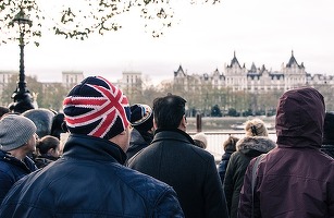 GRAFIC Românii, pe locul patru în rândul rezidenților din Anglia născuți în străinătate. Creștere de 580% în 10 ani