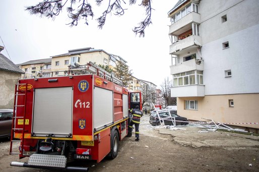 GALERIE FOTO Cum arată blocul din Suceava după explozie 