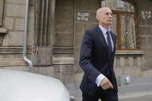 Curtea de Apel București a decis încetarea procesului penal în cazul lui Bogdan Olteanu pe motiv de prescripție a faptelor. Decizia e definitivă. Instanța i-a confiscat un milion de euro