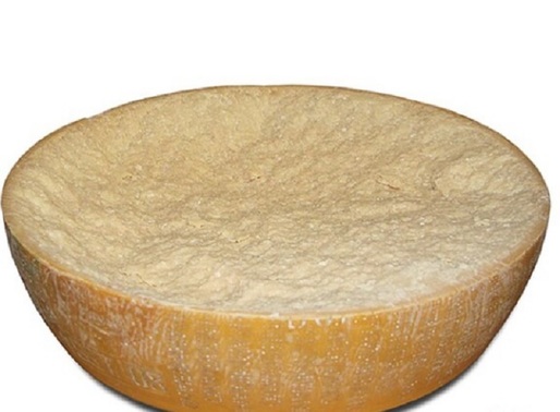 Un om de afaceri a murit strivit de mii de roți de brânză de tip parmezan