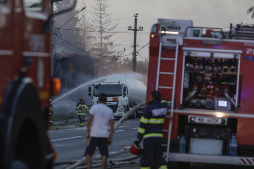 VIDEO&FOTO Explozie urmată de incendiu la o stație GPL din localitatea Crevedia. Celulă de criză la MAI. Zeci de victime spitalizate. Pacienți transferați în Belgia și Italia