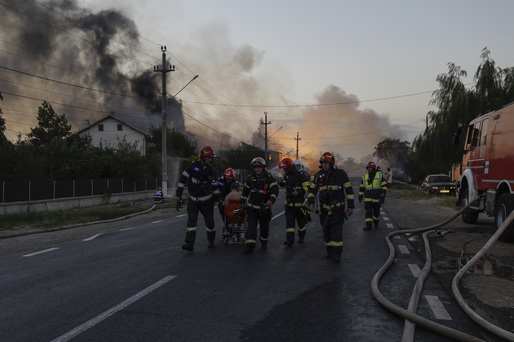 VIDEO&FOTO Explozie urmată de incendiu la o stație GPL din localitatea Crevedia. Celulă de criză la MAI. Zeci de victime spitalizate. Pacienți transferați în Belgia și Italia