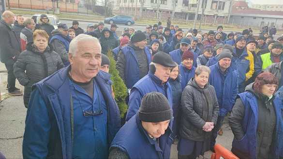 VIDEO&FOTO Nou protest la producătorul de tehnică militară CARFIL din Brașov